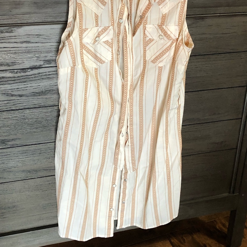 Wrangler Retro Dress - Picture 2 of 3